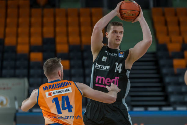 这项充满激 这项充满激