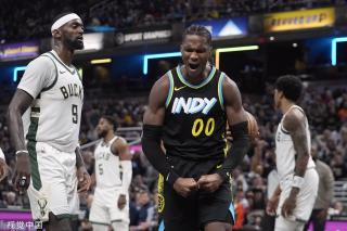 却让他站在 却让他站在